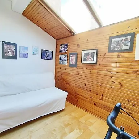 Apartment Bright&artful Loft Typical Parisian Lifestyle Area *