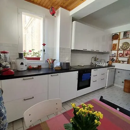 Bright&artful Loft Typical Parisian Lifestyle Area * París